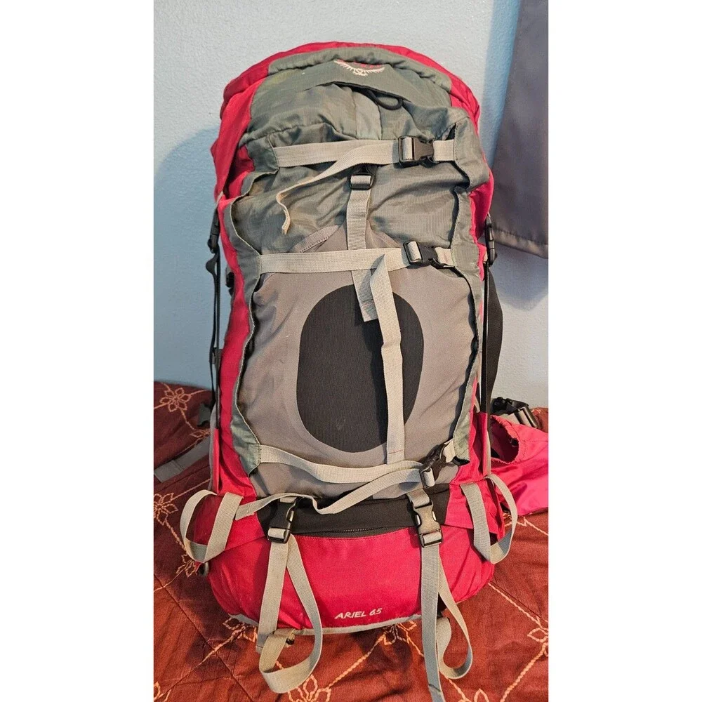 Osprey Ariel AG 65 Women’s Anti-Gravity Hiking Backpack Size Medium Red